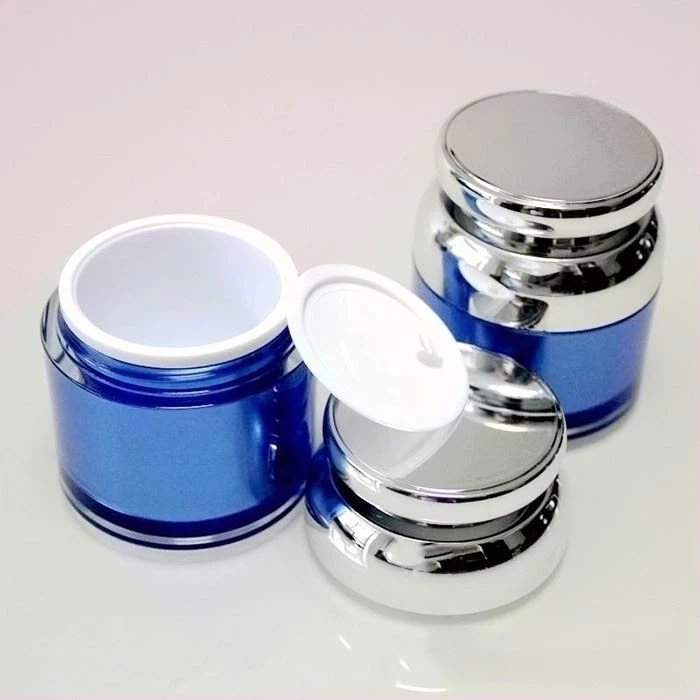 Pots de crema cosmètica